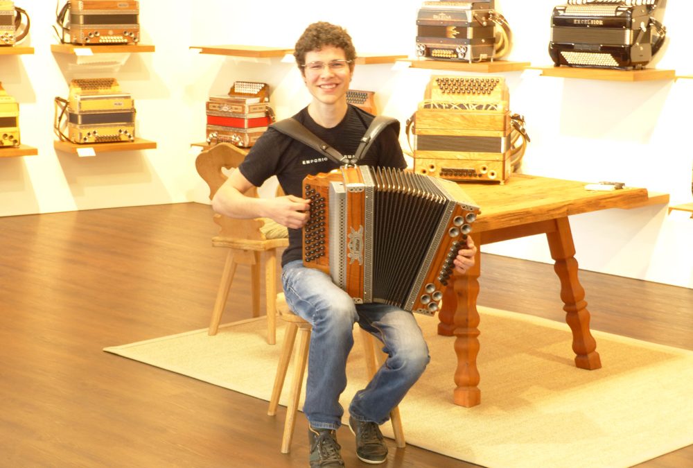 Mattia Demetz – Junior Weltmeister 2013 auf der Steirischen Harmonika